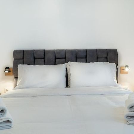 Syntagma Square, 60Sqm Platinum Suite Atenas Exterior foto