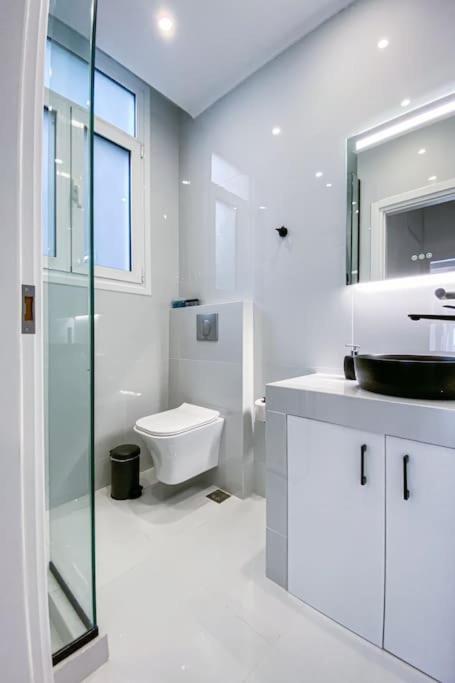 Syntagma Square, 60Sqm Platinum Suite Atenas Exterior foto